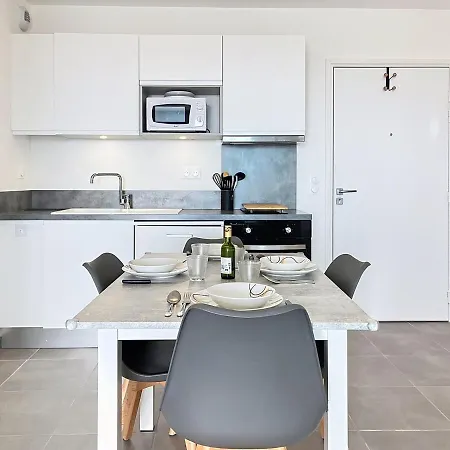L'allegria 1 Ch, Wifi, Terrasse, Parking, Neuf Appartement Vias
